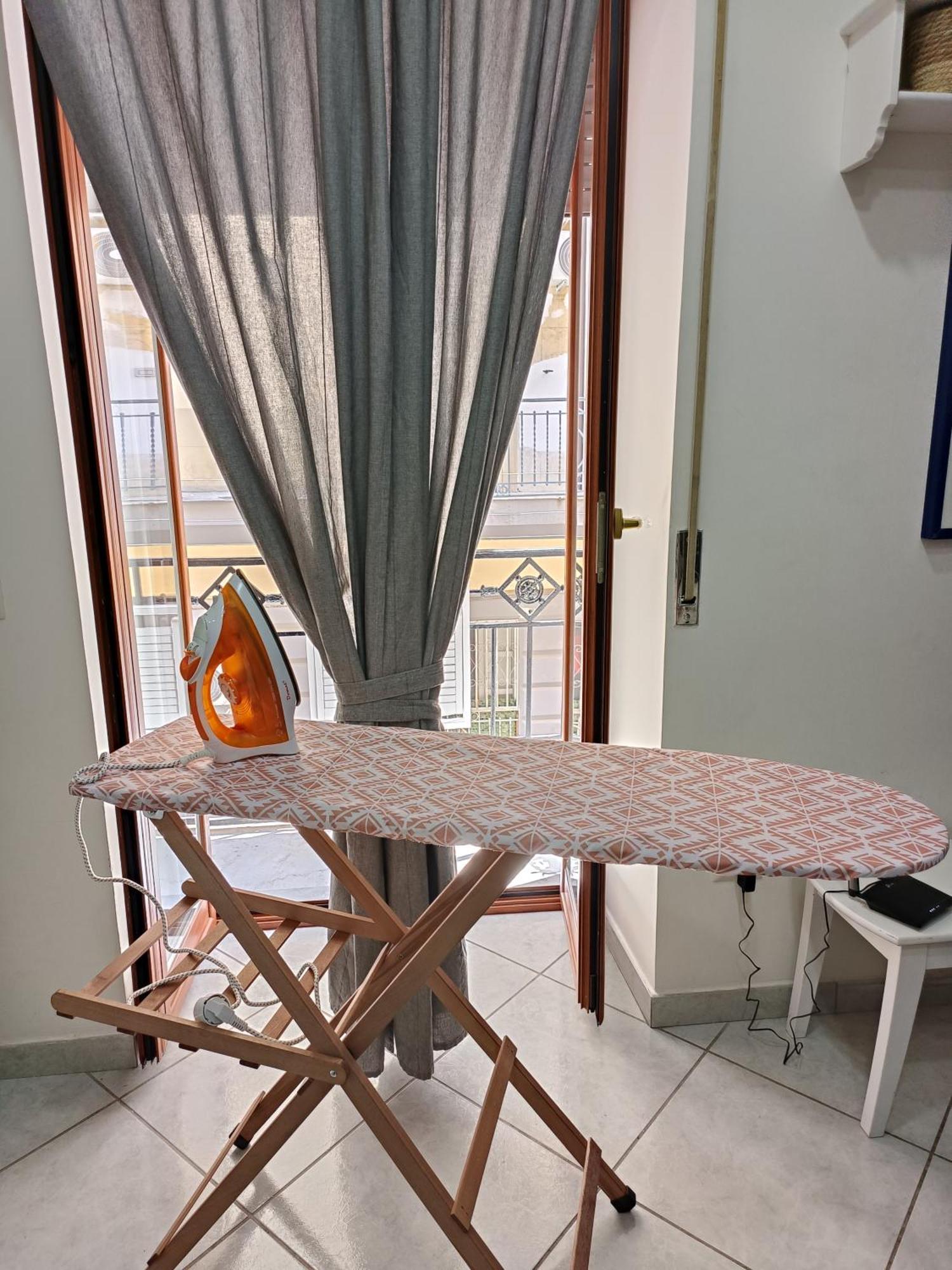 La Casa Sulla Nuvola Duomo Centro Storico Di Napoliアパートメント 部屋 写真